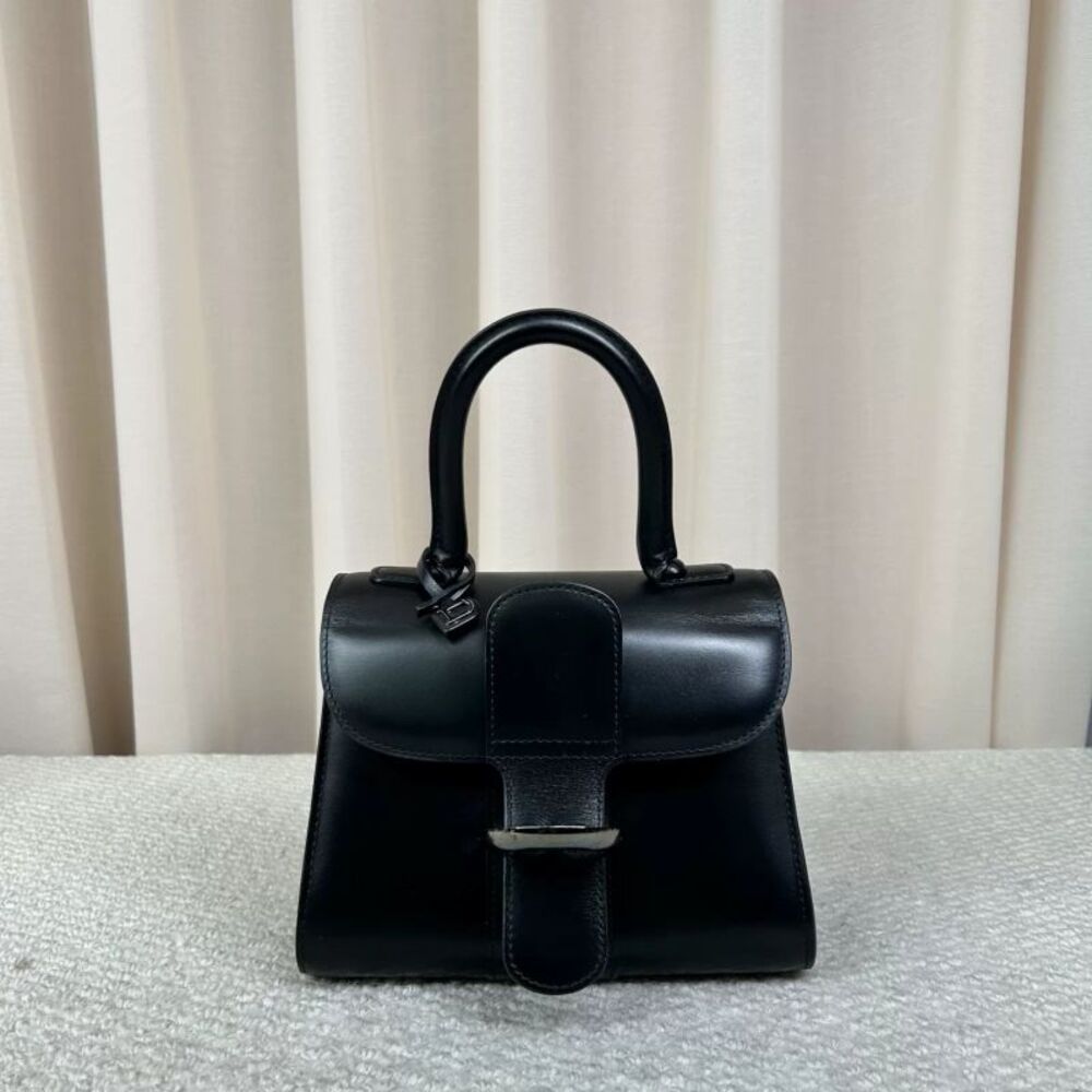 Louis Vuitton Women Pre-Loved Bag Very Good Condition